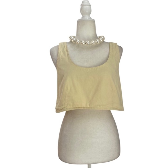 With Jean Butter Yellow Scoop Neck Crop Top Sleeveless Summer Essential - Picture 1 of 8